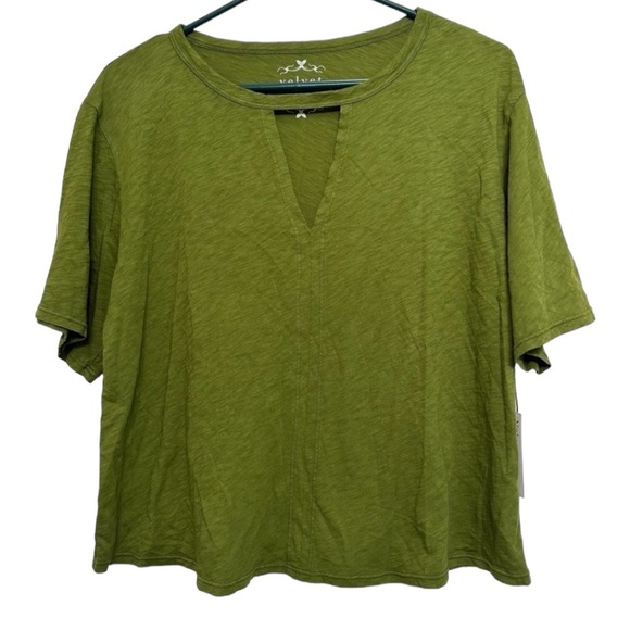 NWT Velvet by Graham and Spencer Cut Out V-neck tee Size XS - Picture 2 of 5